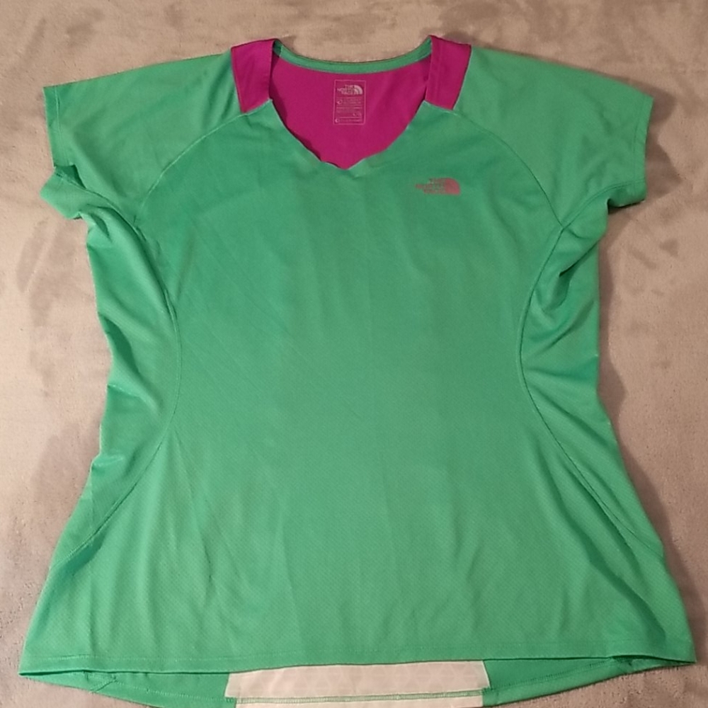The North Face Athletic T-shirt Size Large Green